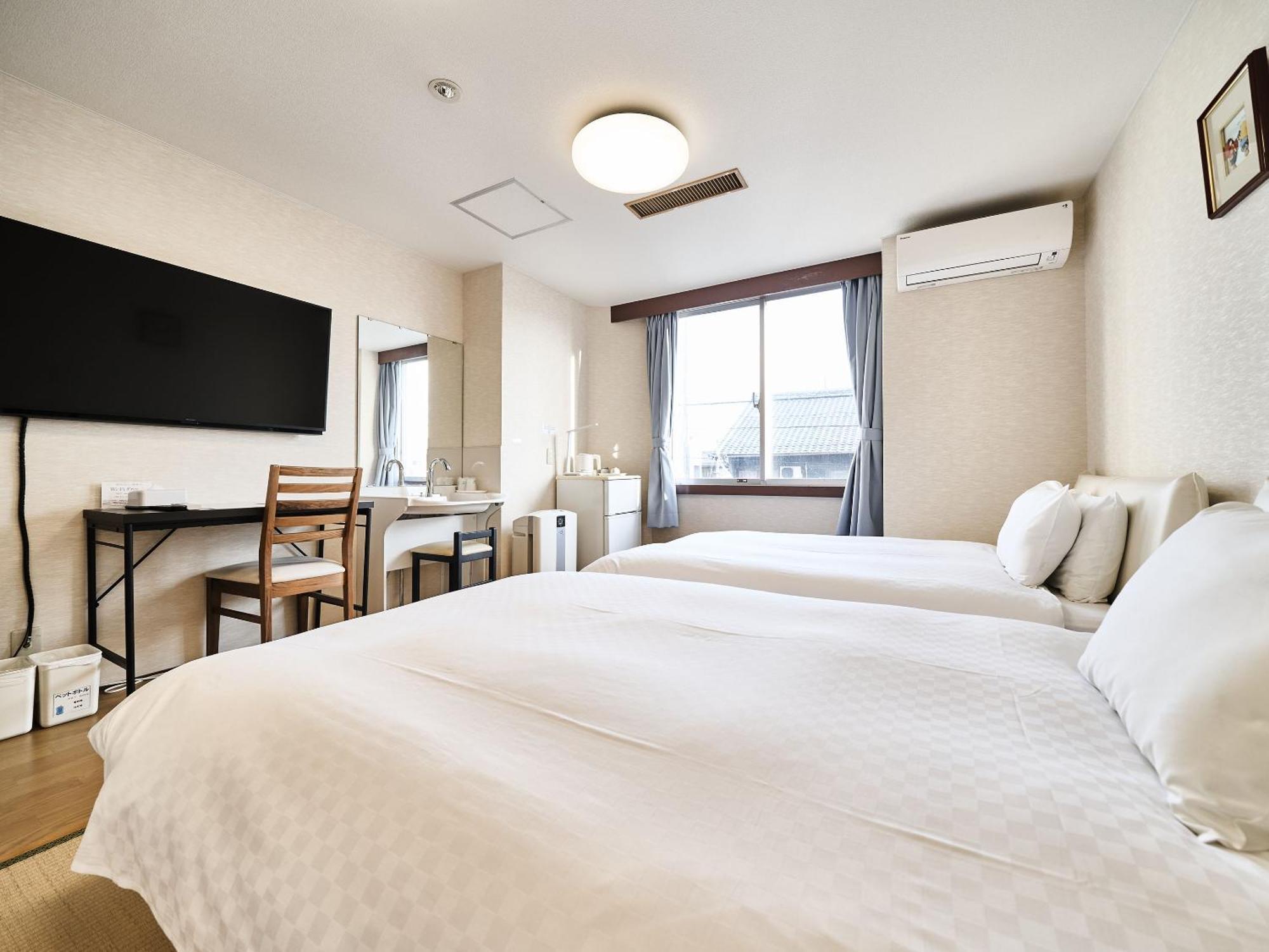 Okasan Hotel โอกาคิ ภายนอก รูปภาพ